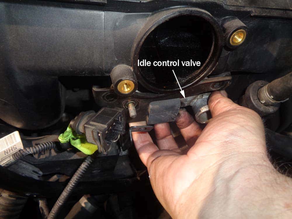 See B1482 repair manual